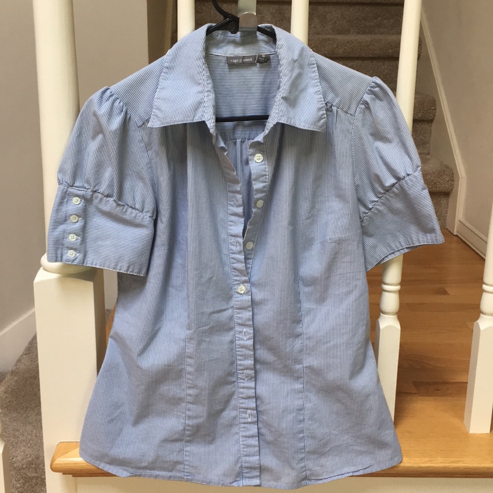 Short sleeve blue and white stripe blouse